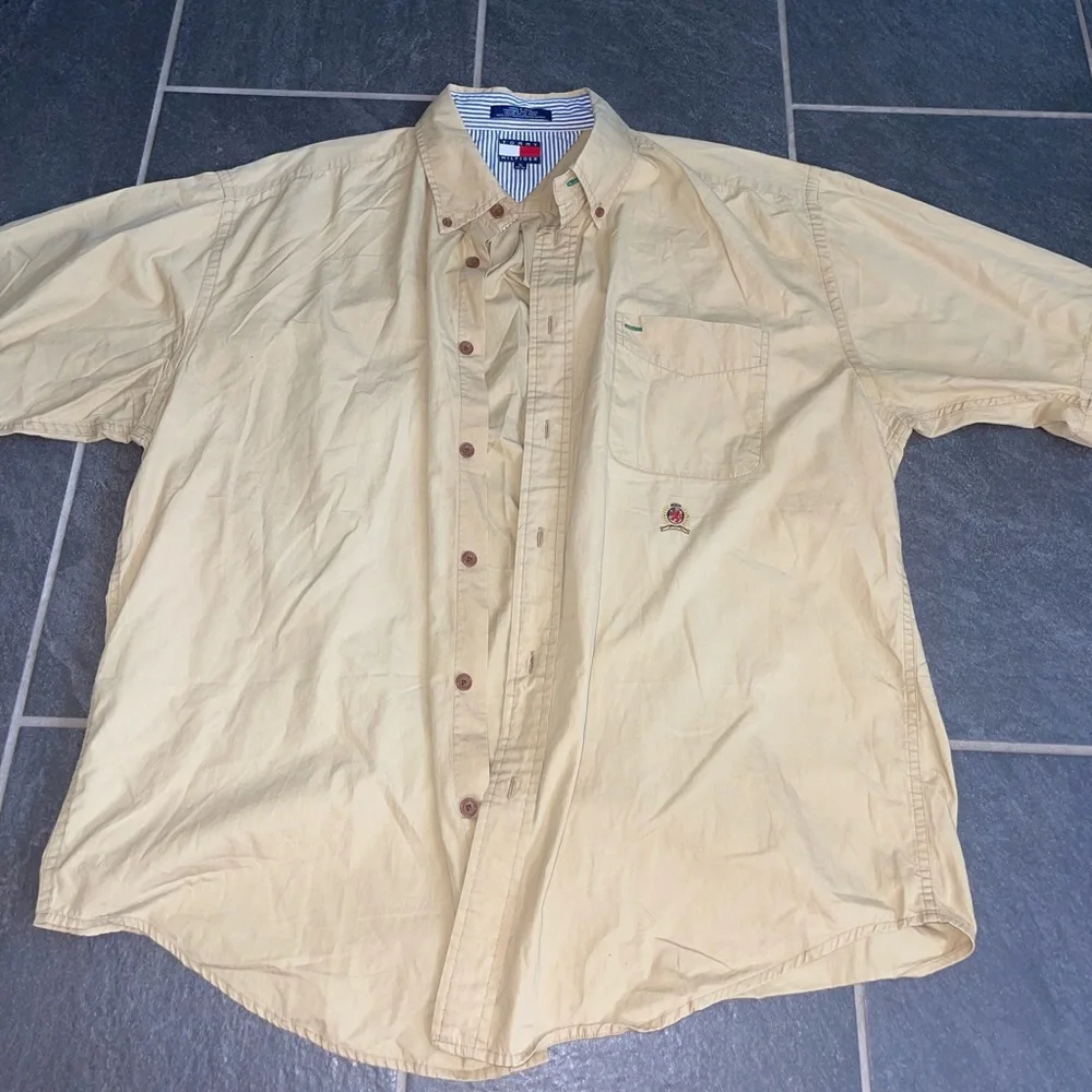 Tommy Hilfiger Men's Casual Shirt Vintage 90s Shirt - Picture 5 of 10